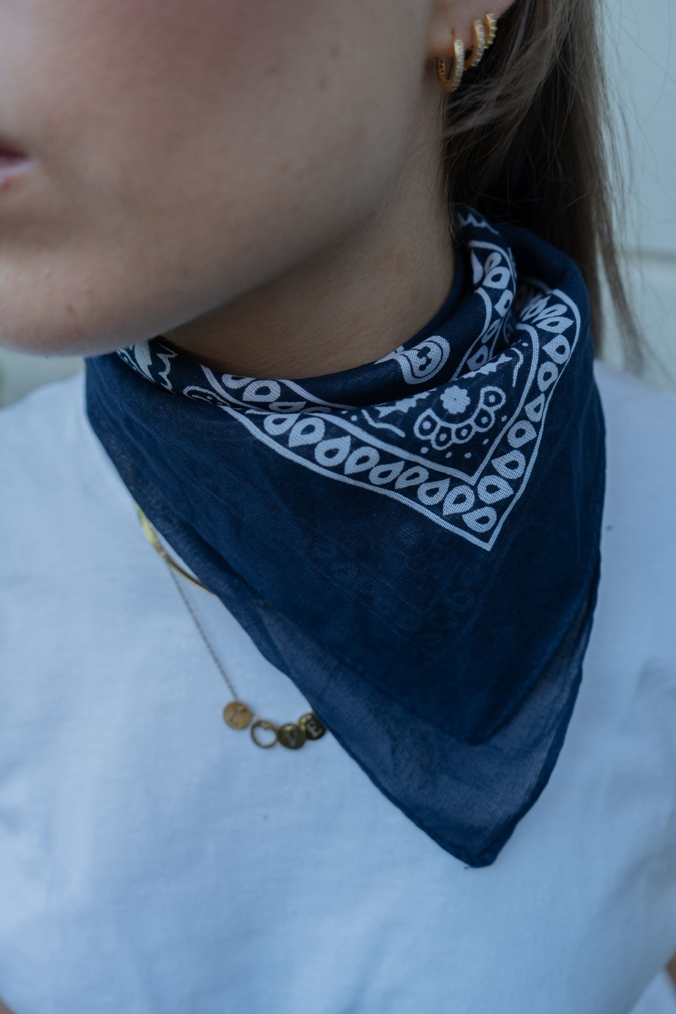 Lola scarf navy